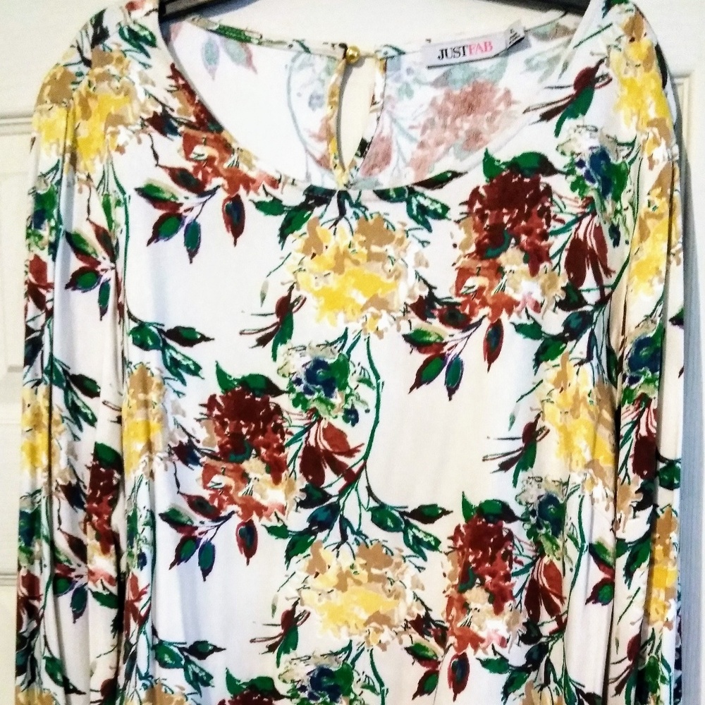 JUST FAB, Flower Blouse, Size XL